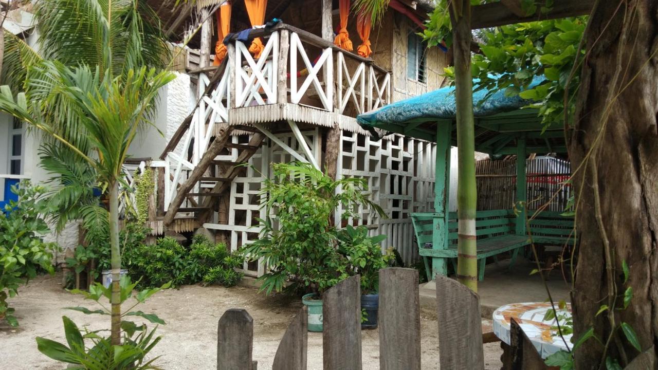 Sand Bar Beach Resort Насугбу Экстерьер фото