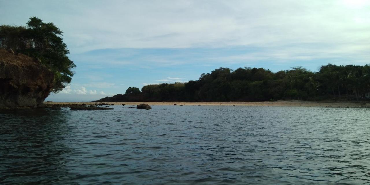 Sand Bar Beach Resort Насугбу Экстерьер фото